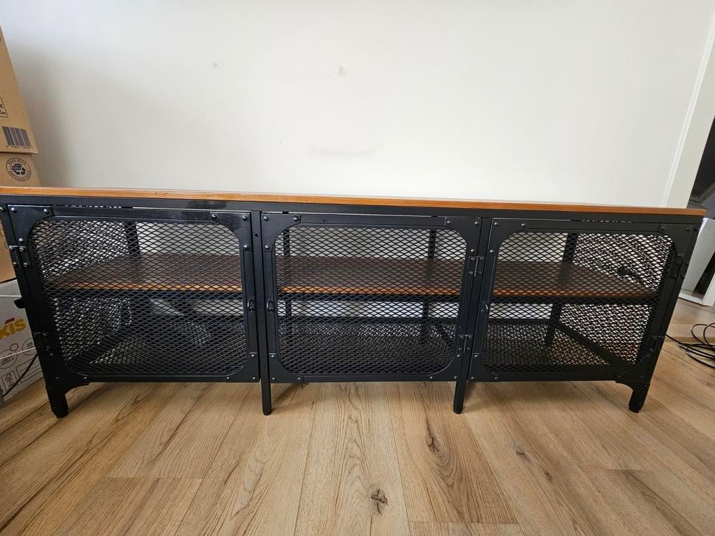 Tv meubel Ikea Fjallbo, Ophalen, 150 tot 200 cm, 25 tot 50 cm, Gebruikt