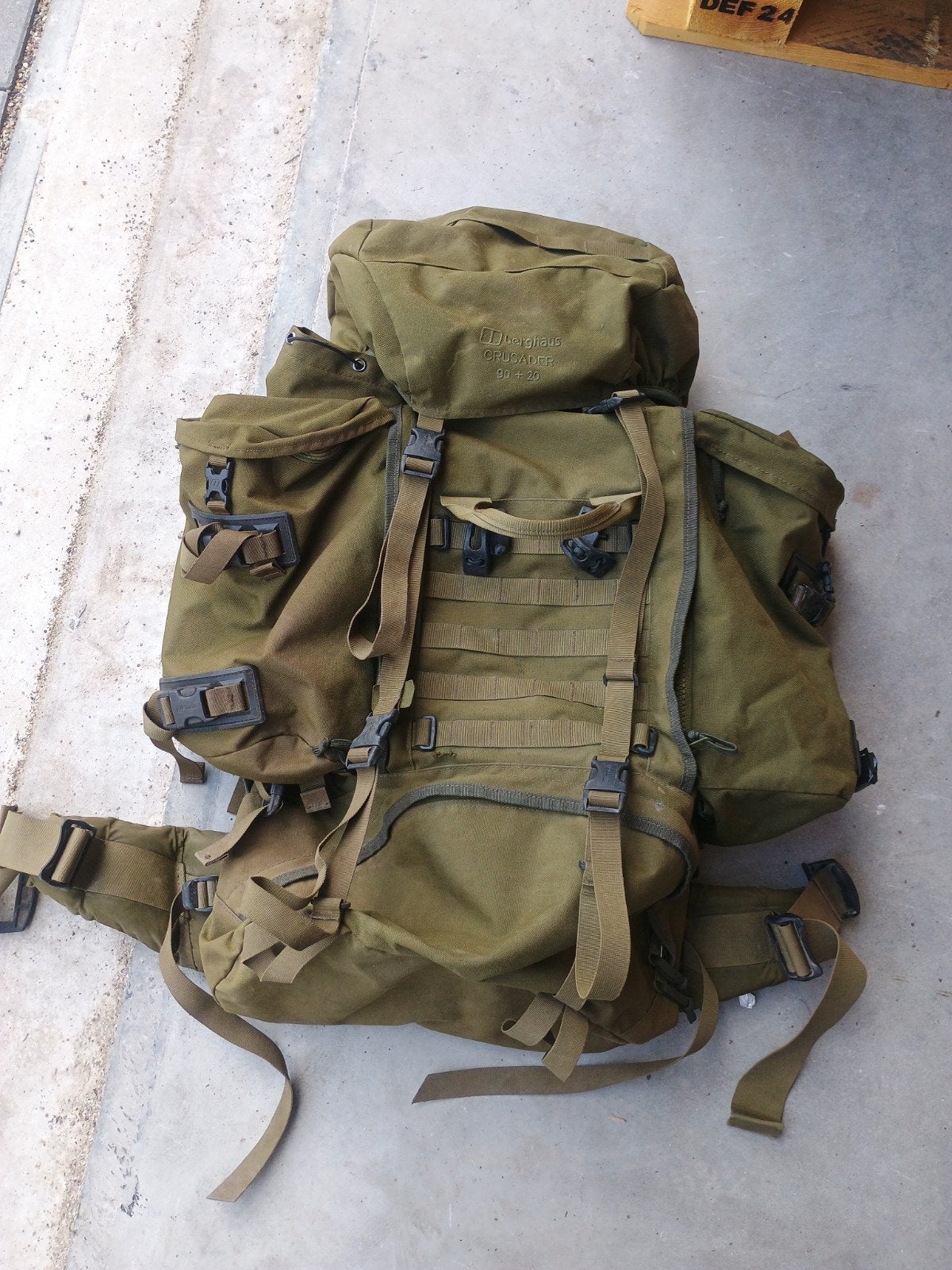 Berghaus Crusader 90+20 rugzak - Militair groen, Ophalen of Verzenden, Gedragen, Overige kleuren, Berghaus