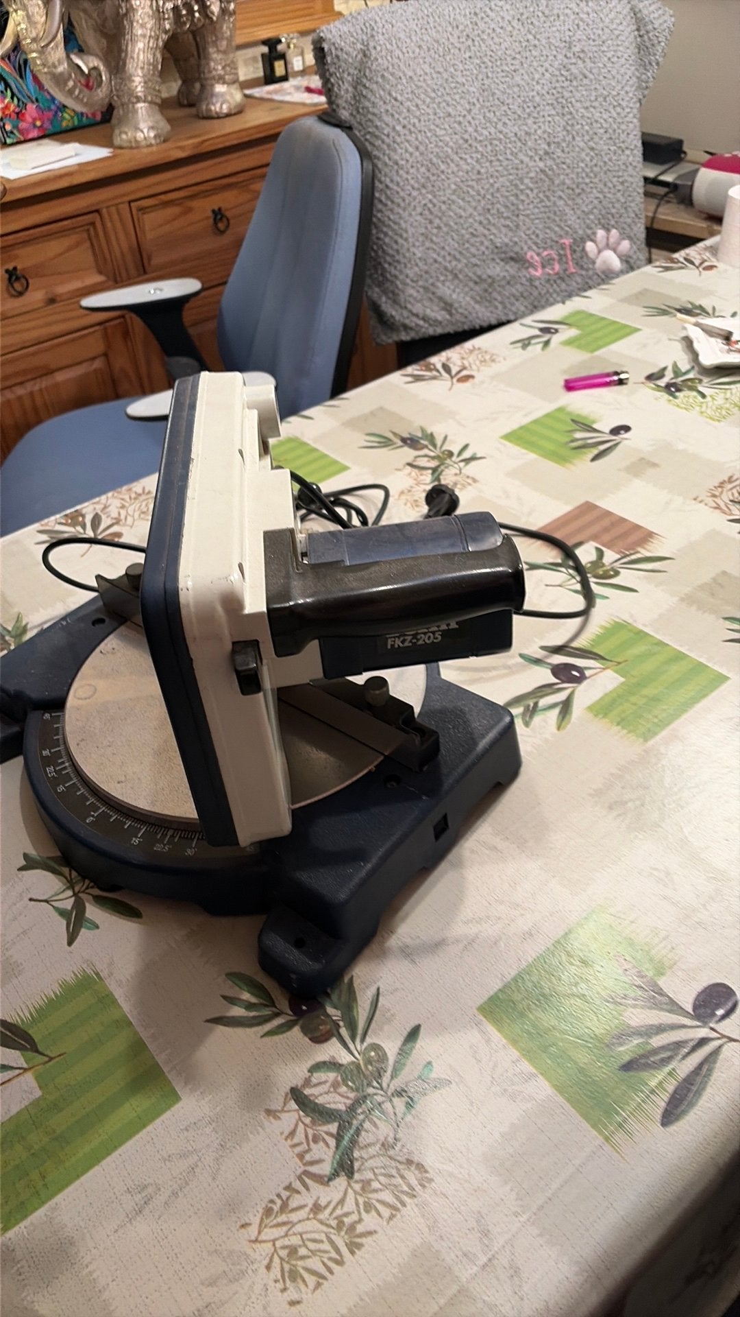 Zaag machine, Ophalen of Verzenden, Zo goed als nieuw