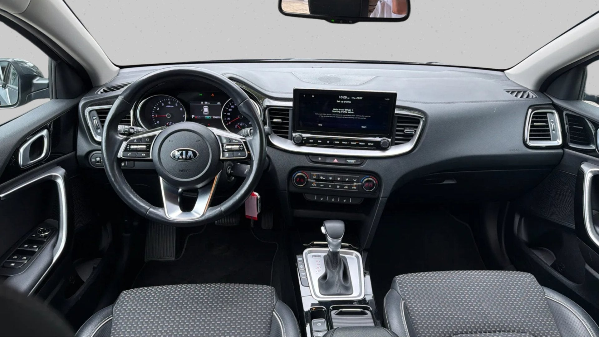 Kia Ceed Sportswagon 1.0 T-GDi MHEV DynamicLine (NL-auto, Go, Auto's, Gebruikt, 1309 kg, Hybride Elektrisch/Benzine, 3 cilinders