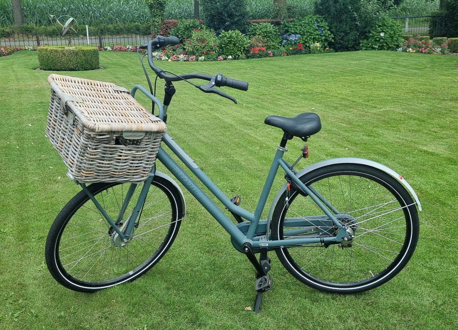 Gazelle Grace damesfiets, grijsgroen, mandje, versnellingen, Fietsen en Brommers, Fietsen | Dames | Damesfietsen, Ophalen