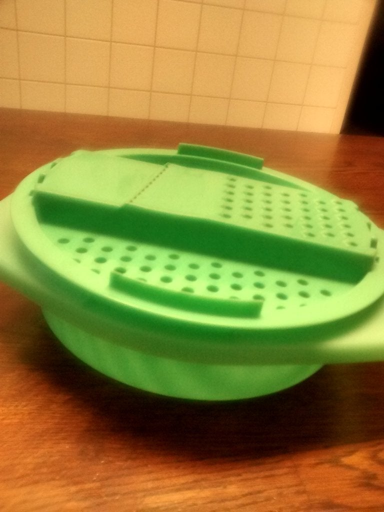 Tupperware rasp met opvangbak, Nieuw, Ophalen of Verzenden, Bak of Kom, Met inzet