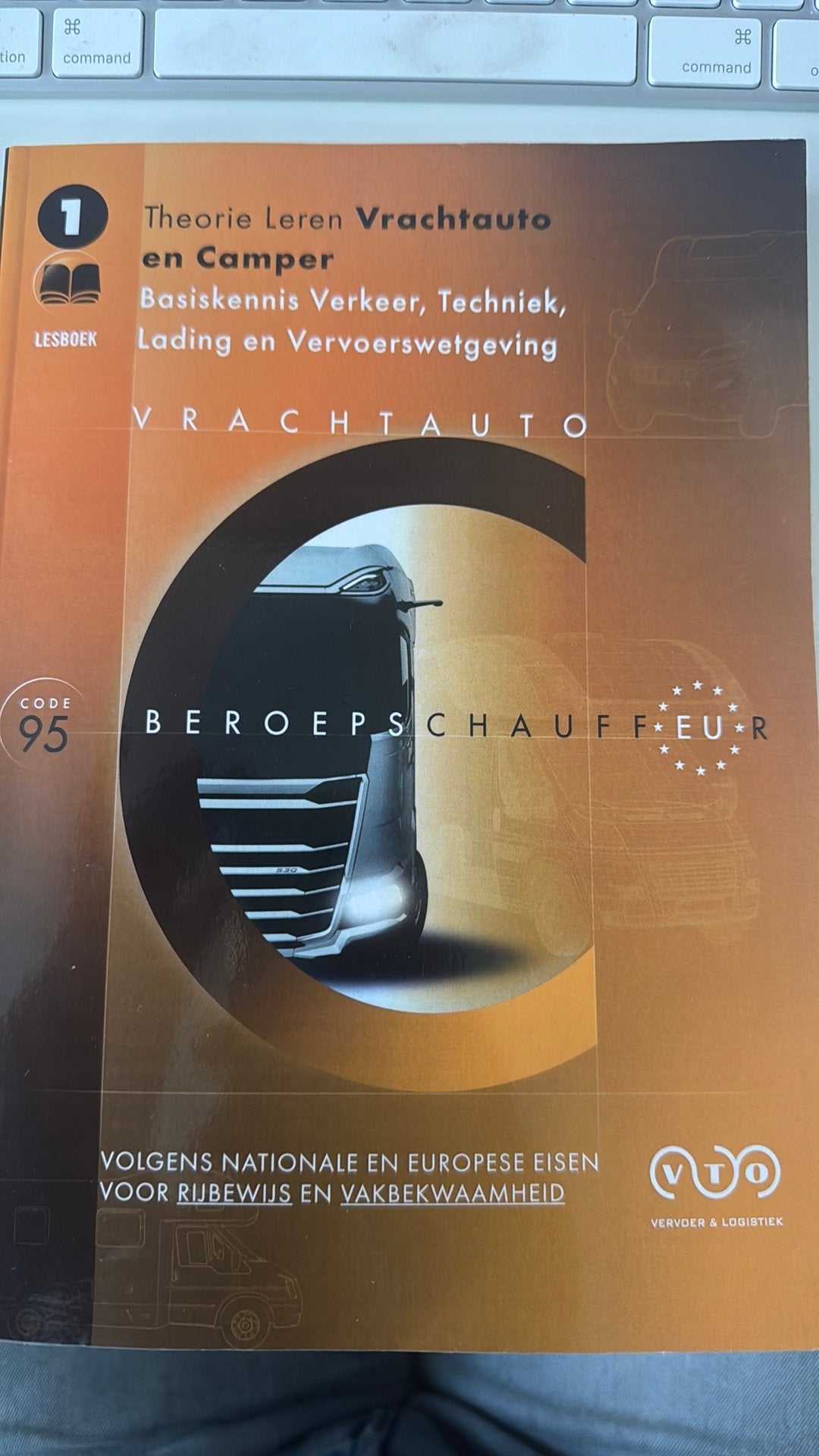 Theorieboek C1 / 1 - camper rijbewijs + e learning, Ophalen of Verzenden, Alpha, Zo goed als nieuw, Niet van toepassing