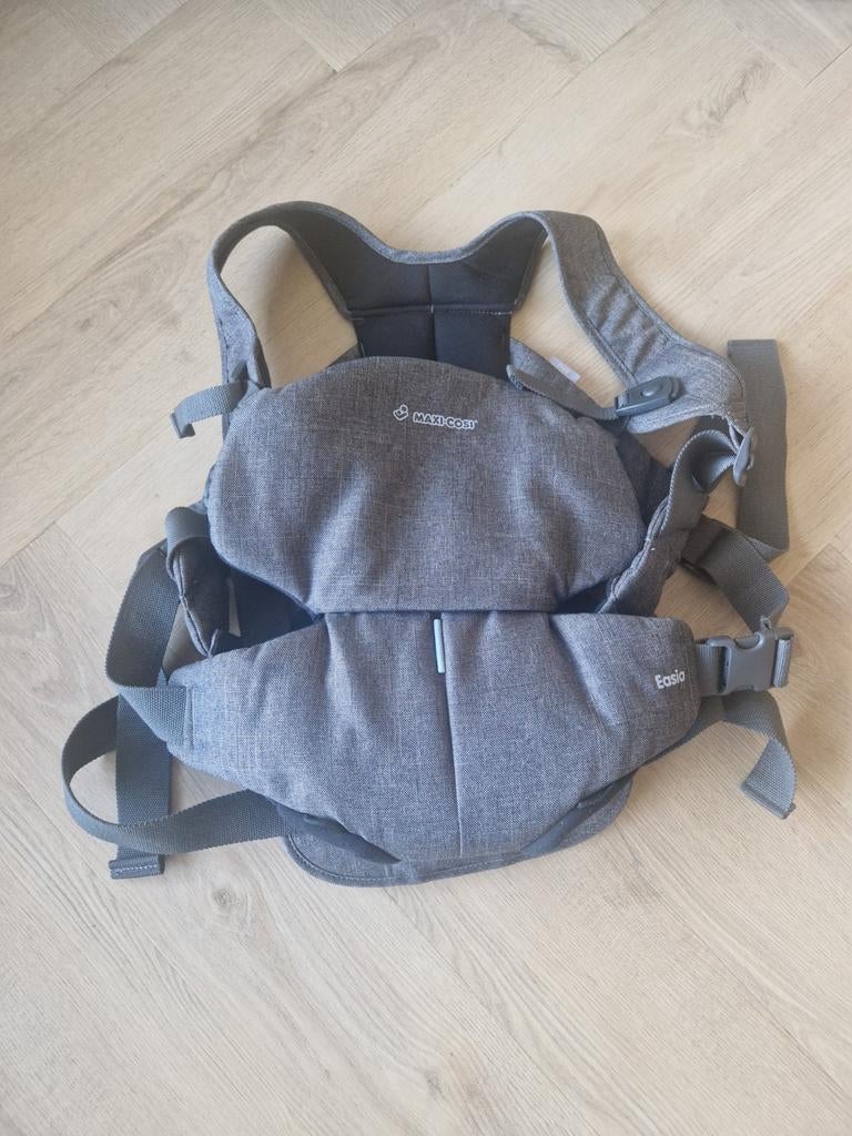 Maxi Cosi Easia draagzak grijs - Zo goed als nieuw, Kinderen en Baby's, Babydragers en Draagdoeken, Ophalen of Verzenden, Zo goed als nieuw