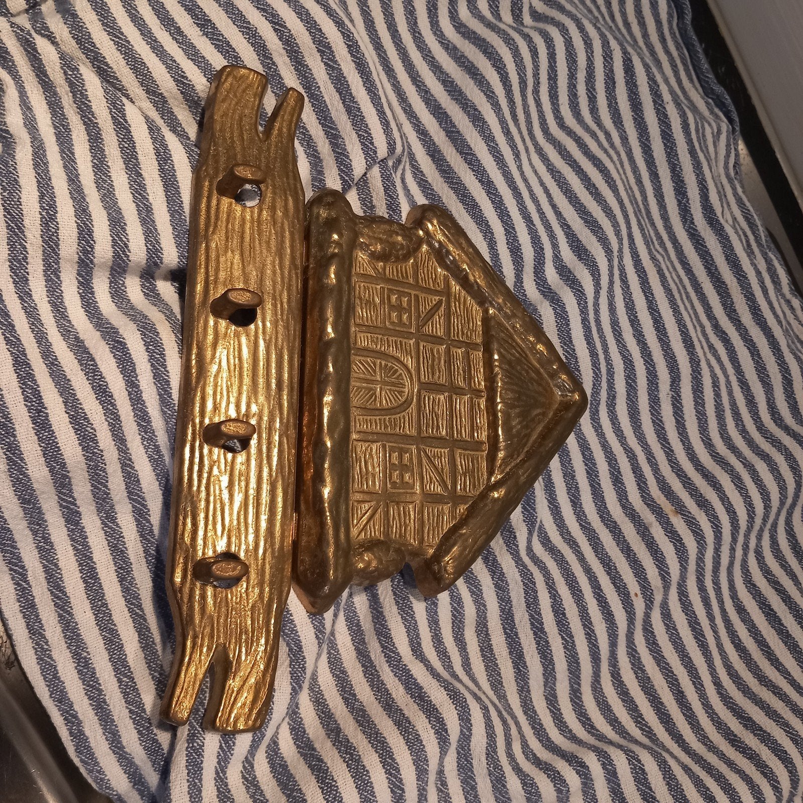 Koperen Huisje Sleutelkastje Wandkapstokje met 4 Haken, Wandkapstok, Gebruikt, Ophalen of Verzenden, Minder dan 100 cm