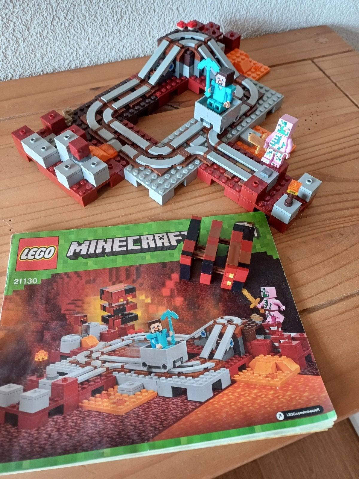 lego minecraft 21130, Minecraft, Lego, Ophalen of Verzenden, Complete set