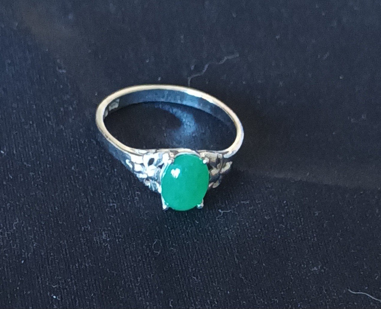 Zilveren ring met groene edelsteen, maat 17.5, Gebruikt, Ophalen of Verzenden, 17 tot 18, Dame of Heer