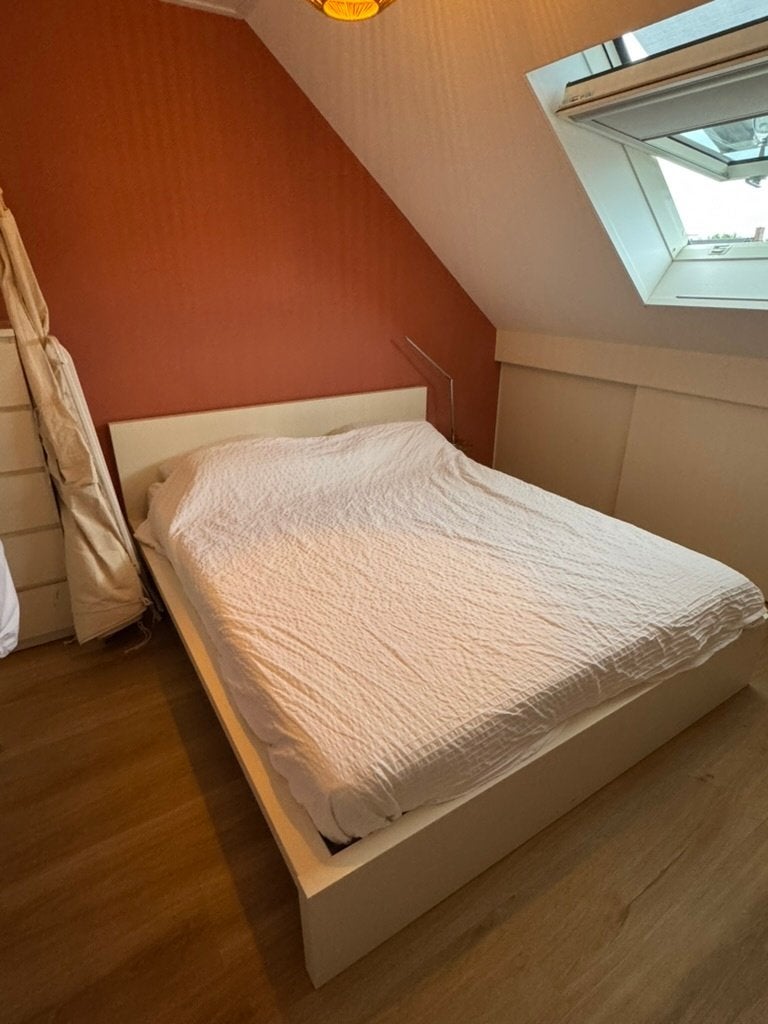 Tweepersoonsbed Ikea Malm met matras en lattenbodem, Huis en Inrichting, Ophalen, Gebruikt, Wit, Tweepersoons
