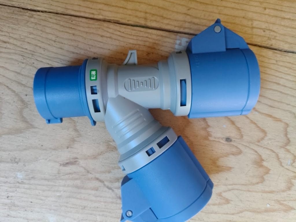 cee splitter/CEEverdeelstekker/CEE3weg adaptercampingstekker, Ophalen, Nieuw
