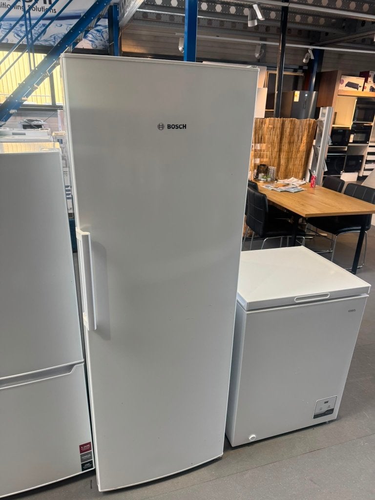 Bosch Cooler schoon garantie bezorging, Witgoed en Apparatuur, Koelkasten en IJskasten, 150 tot 200 liter, Zonder vriesvak, Ophalen of Verzenden