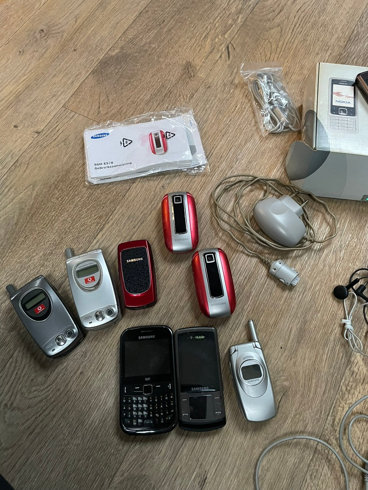 Div oude mobiele telefoons o.a Nokia en Samsung!, Ophalen of Verzenden, Zo goed als nieuw