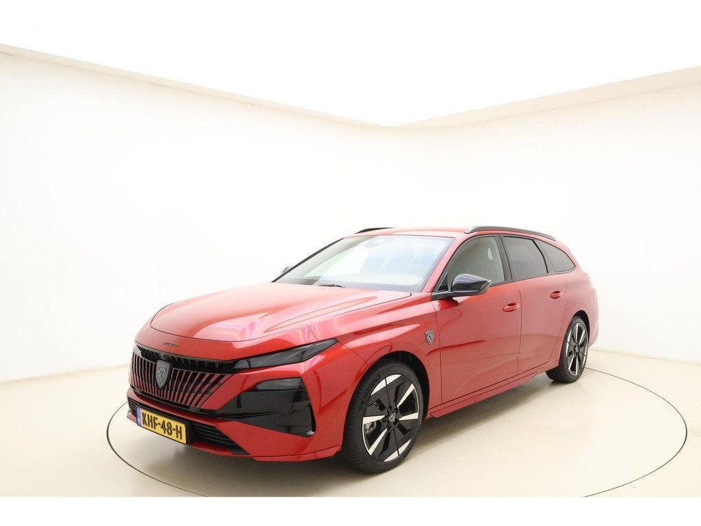 Peugeot E-308 SW GT 54 kWh | Sportinterieur | Parkeersensore, Automaat, Gebruikt, 156 pk, Automatische klimaatregeling