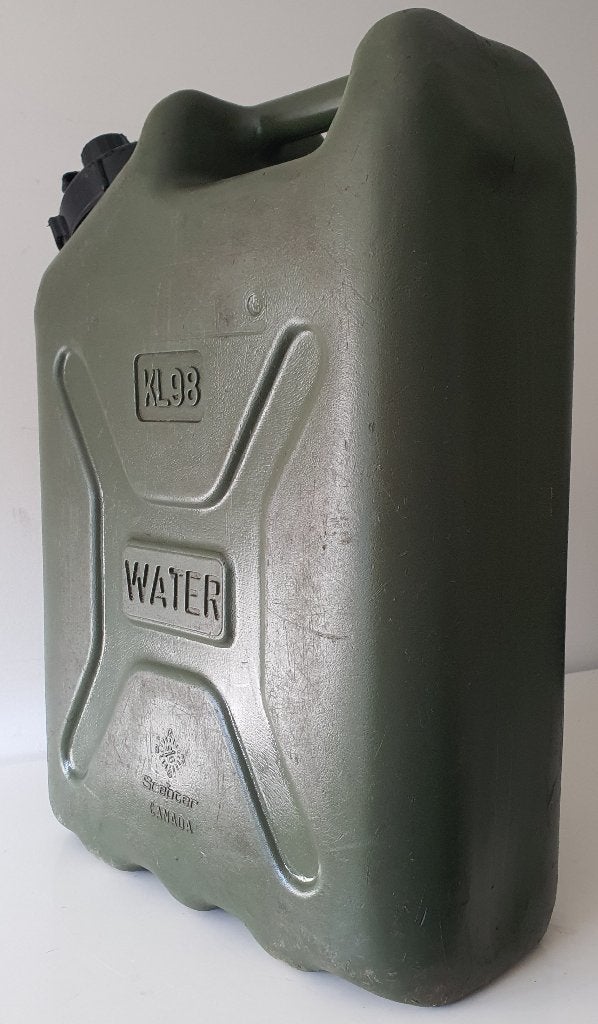 Foto 9 van NL Leger 20 L. Water Jerrycan Camper Caravan Tent Noodpakket