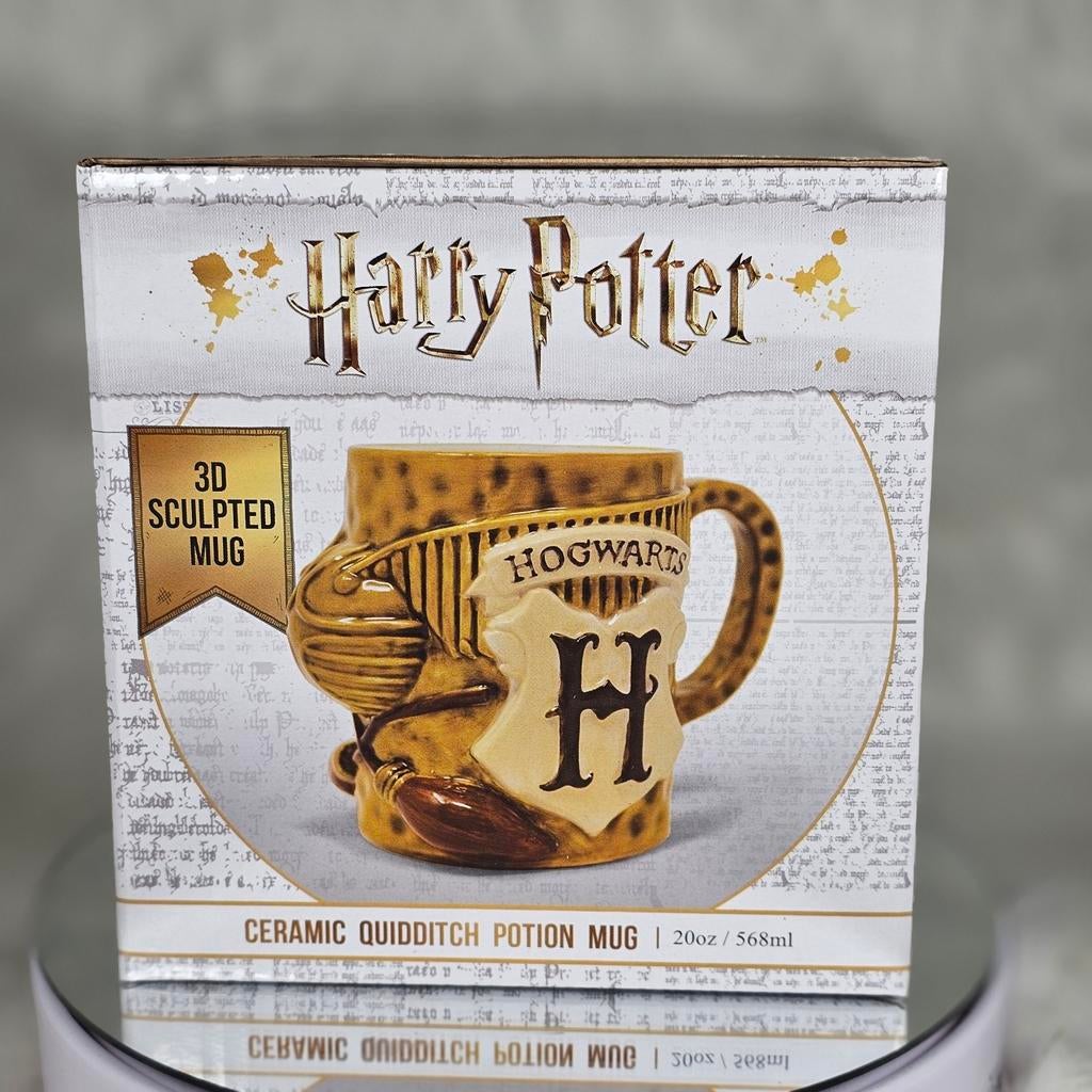 Harry Potter 3D Zwerkbal Mok - Nieuw in Doos, Verzamelen, Ophalen of Verzenden, Nieuw, Gebruiksvoorwerp