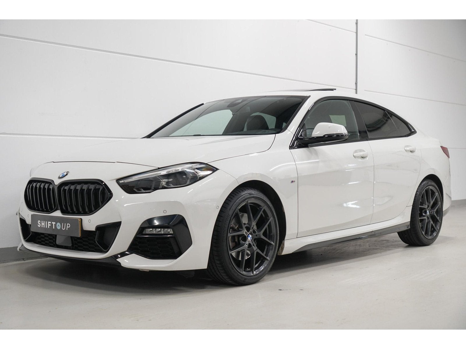 BMW 2 Serie Gran Coupé 218i M-Sport | Panoramadak | Harman, Auto's, 136 pk, Gebruikt, Euro 6, 1350 kg