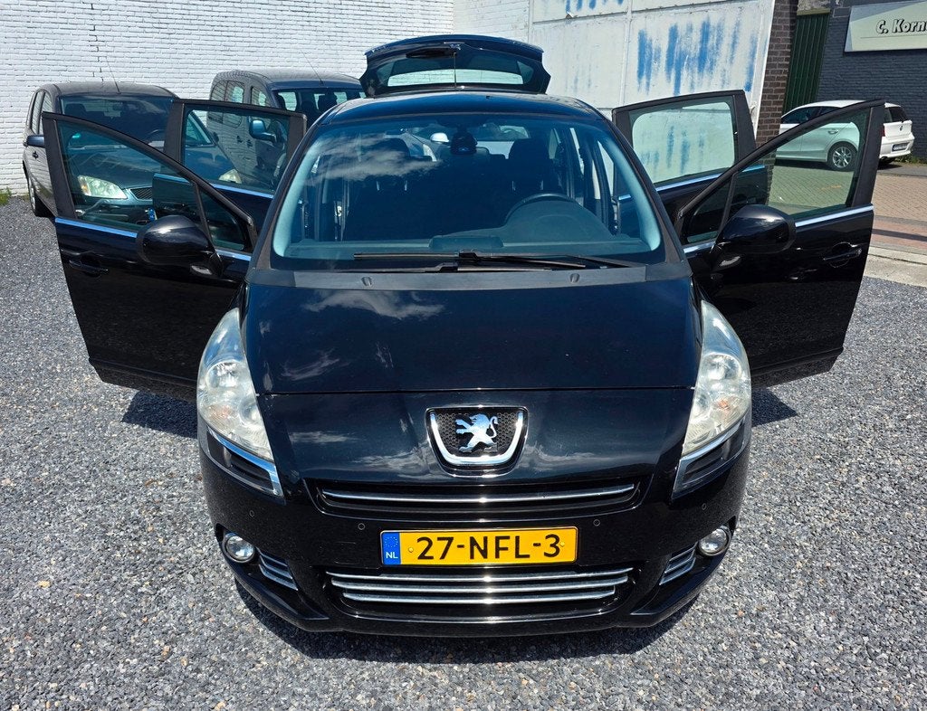 Peugeot 5008 1.6 VTi ST 7personen nwe apk netjes, Euro 5, Stof, Gebruikt, Zwart