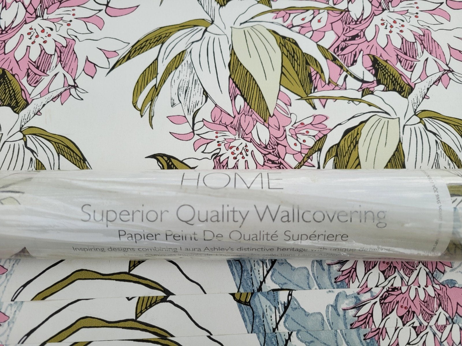 Nieuwe rol LAURA ASHLEY Behangrol / BEHANG, Huis en Inrichting, Stoffering | Behang, Ophalen of Verzenden, Minder dan 10 m²