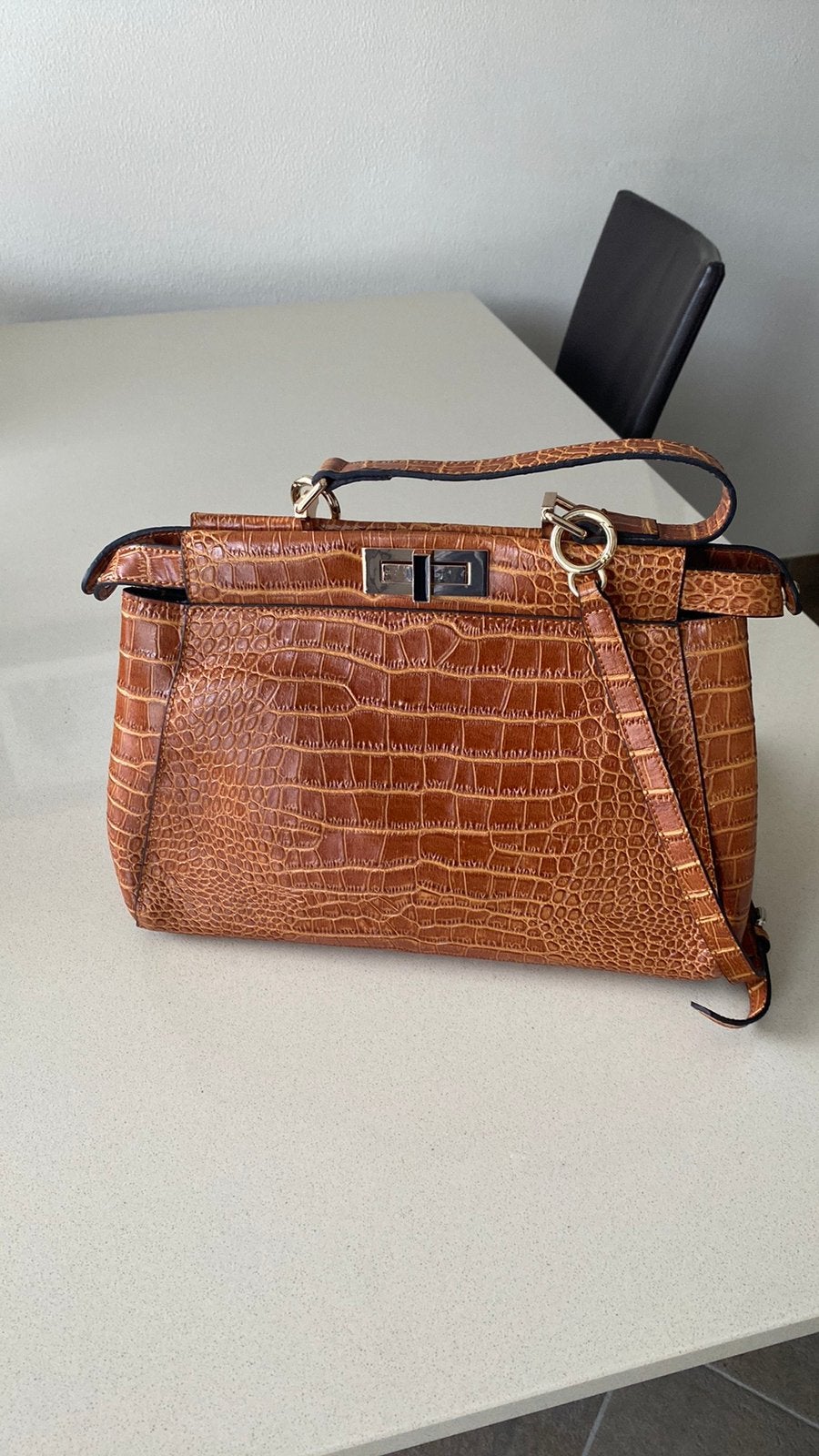 Lederen hand/schoudertas cognac kleur nieuw !!, Ophalen of Verzenden, Zo goed als nieuw, Bruin, Handtas