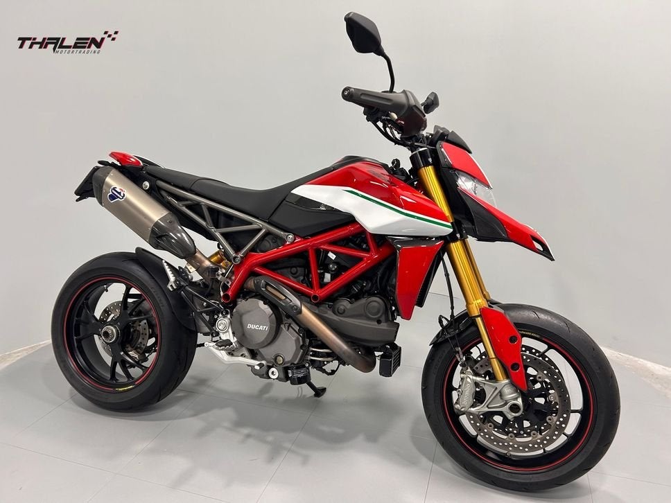 DUCATI HYPERMOTARD 950 SP (bj 2020) 24,900 km, DUCATI, 2 cilinders, Motorrijbewijs A, Bedrijf
