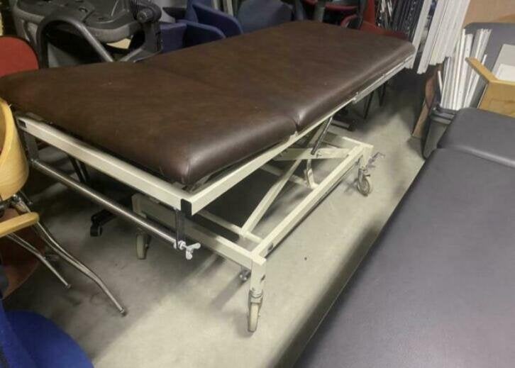 Ziekenhuis bed 80 x 200 cm in hoogte verstelbaar, Niet ingevuld, Overige materialen, Verstelbaar, Eenpersoons