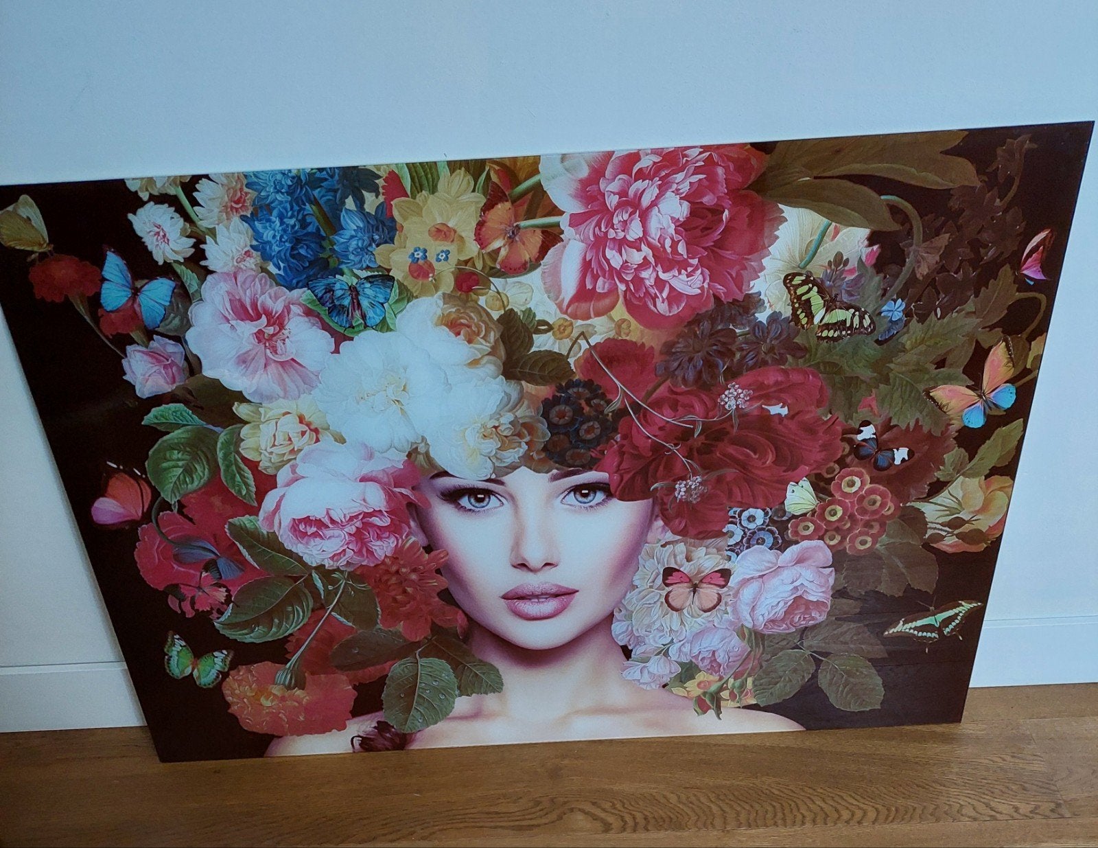Schilderij Vrouw met Bloemen en Vlinders, Ophalen, 50 – 75, Zo goed als nieuw, Schilderij