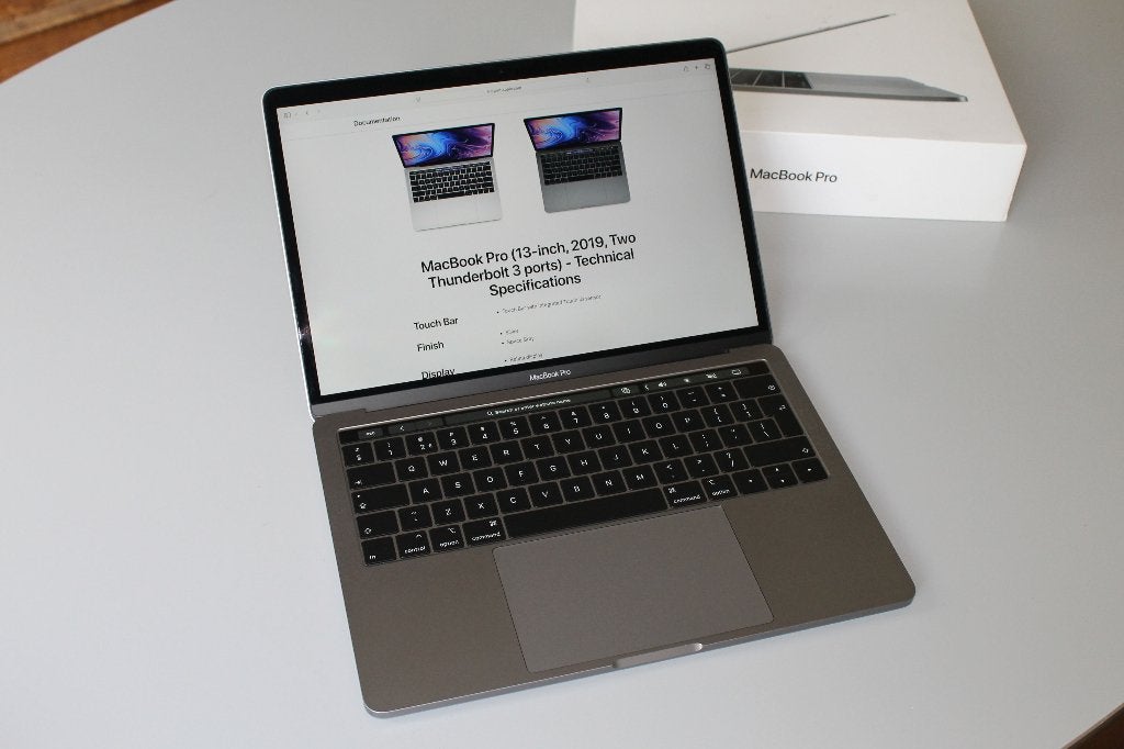 MacBook Pro (13-inch, 2019), Computers en Software, Gebruikt, 256 GB, Qwerty, 8 GB