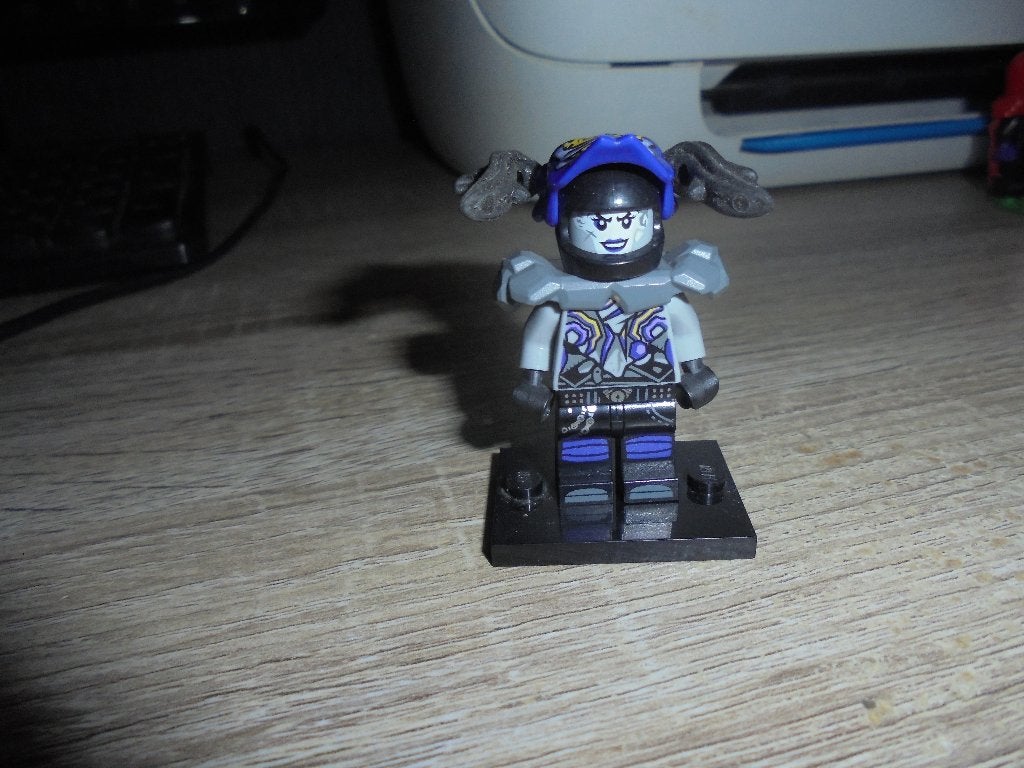 lego Ultra Violet Oni Mask of Hatred Ninjago Minifig, Ophalen of Verzenden, Zo goed als nieuw, Lego