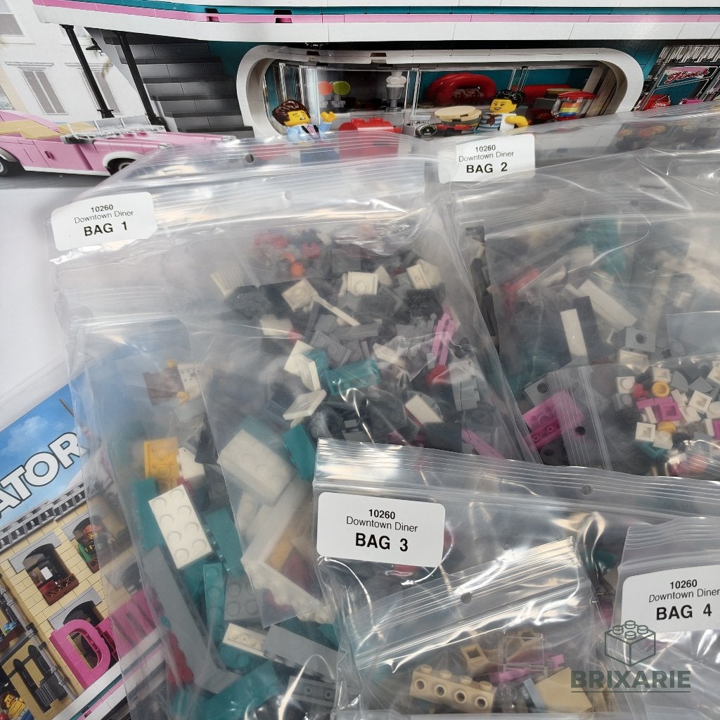 LEGO Creator Expert 10260 Downtown Diner, Kinderen en Baby's, Service@lego.com, Lego, Inclusief accessoires, Ophalen of Verzenden
