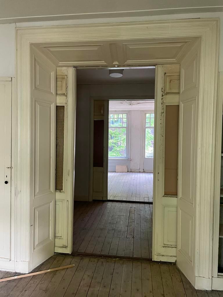 2 sets originele ensuite; deuren met ombouw, zelf demonteren, Doe-het-zelf en Verbouw, Deuren en Horren, Ophalen, Gebruikt, Binnendeur