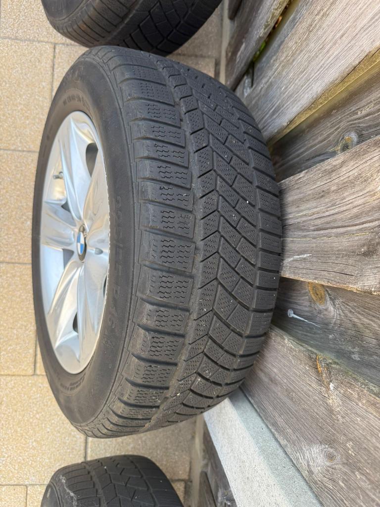 BMW Winterbanden met Velgen - 17 inch, Auto-onderdelen, Banden en Velgen, Gebruikt, Banden en Velgen, 17 inch, Personenwagen