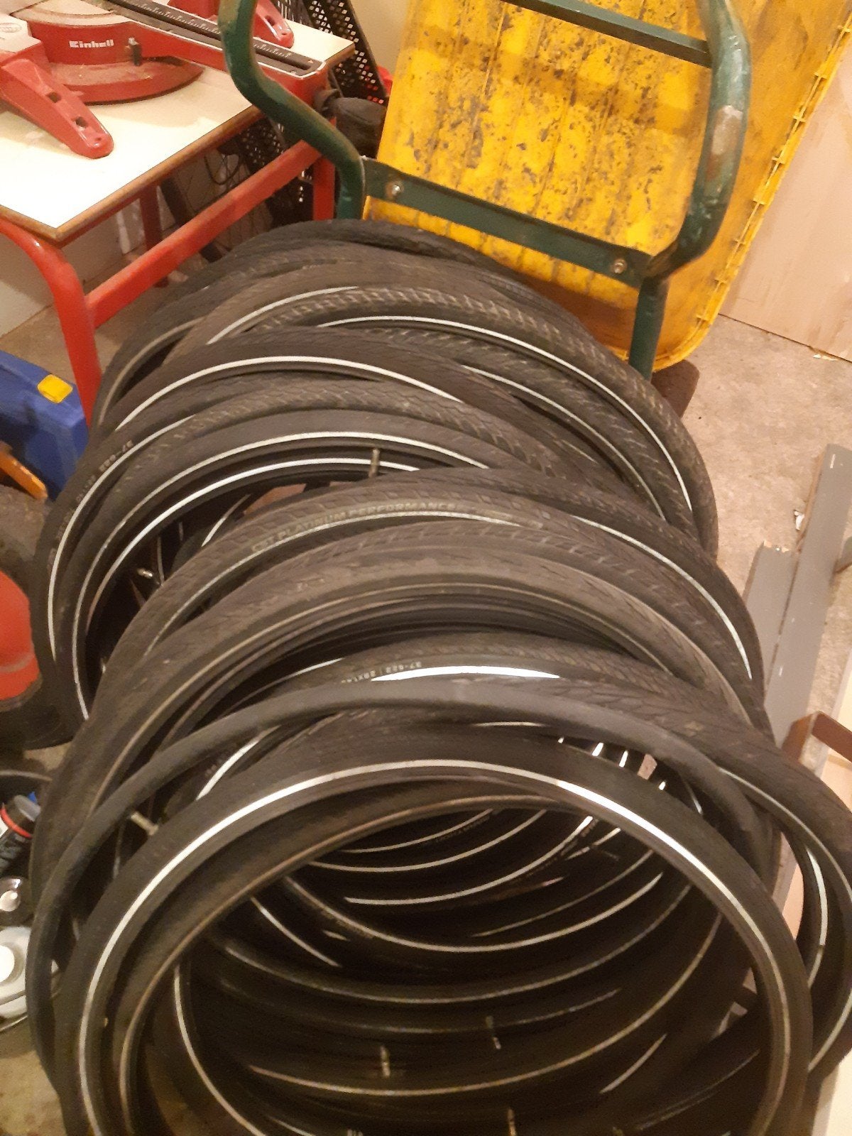 fietsen banden, Ophalen
