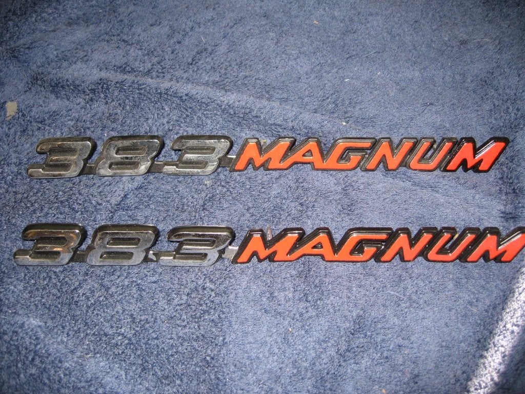 383 Magnum emblemen Mopar muscle cars., Ophalen of Verzenden