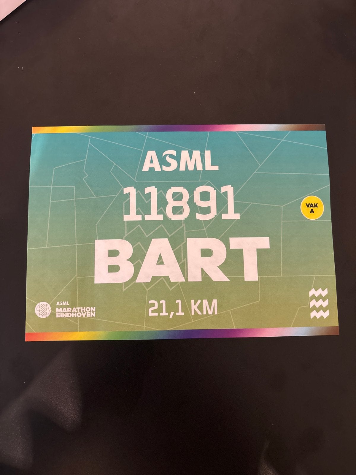 Startnummer Halve Marathon Eindhoven Vak A + grote locker, Ophalen, Nieuw, Hardlopen, Overige typen