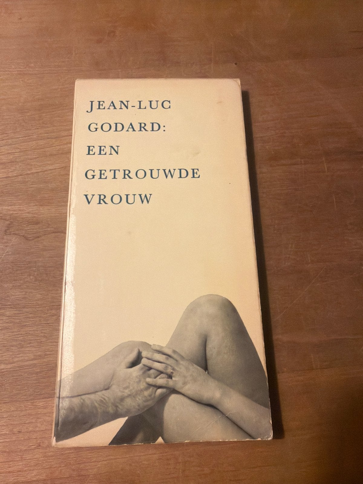 Jean-Luc Godard: Een Getrouwde Vrouw (Boek), Ophalen of Verzenden, Zo goed als nieuw, Europa overig
