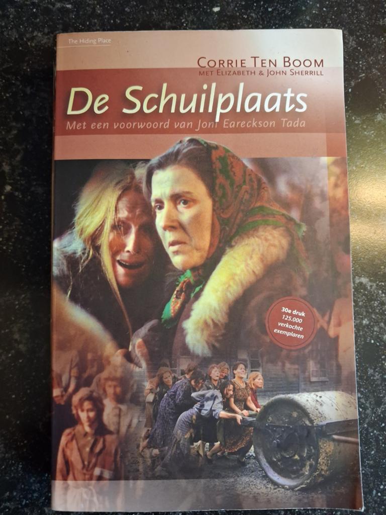 E. Sherrill - De Schuilplaats, Boeken, Ophalen of Verzenden, Zo goed als nieuw, E. Sherrill; J. Sherrill; Corrie ten Boom