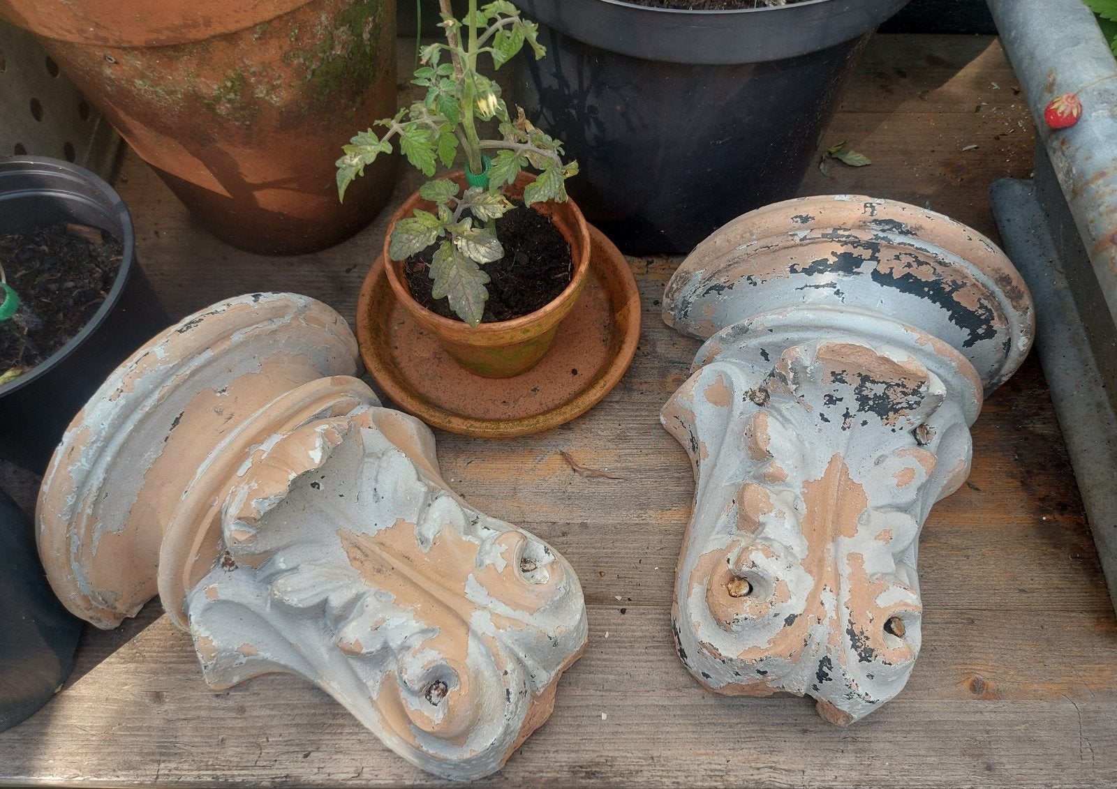2 x antieke terracotta wand console stel voor 49 euro, Antiek en Kunst, Ophalen