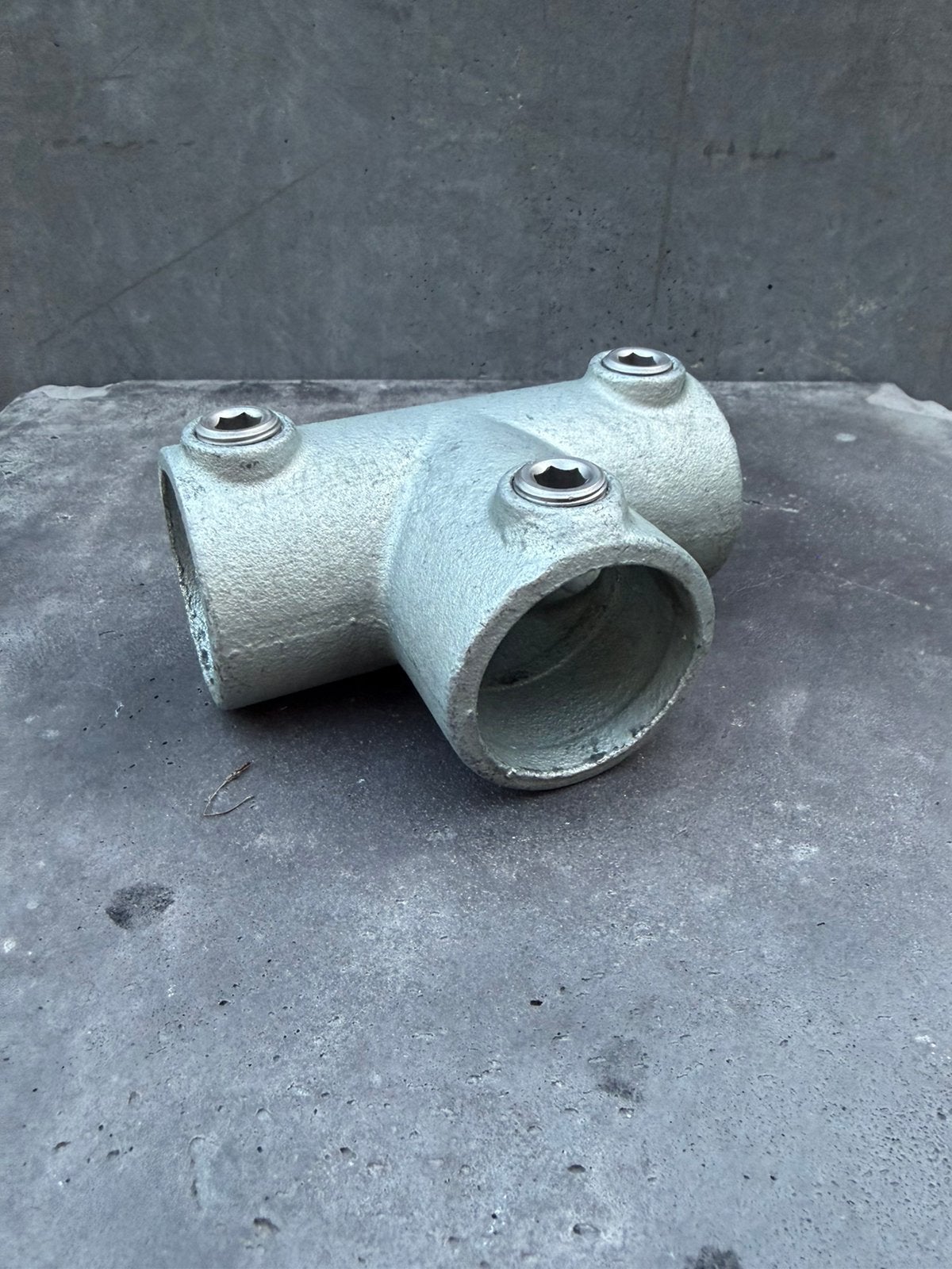 STEIGERBUISKOPPELING 42,4mm - T-STUK LANG, Doe-het-zelf en Verbouw, Ophalen of Verzenden, Zo goed als nieuw