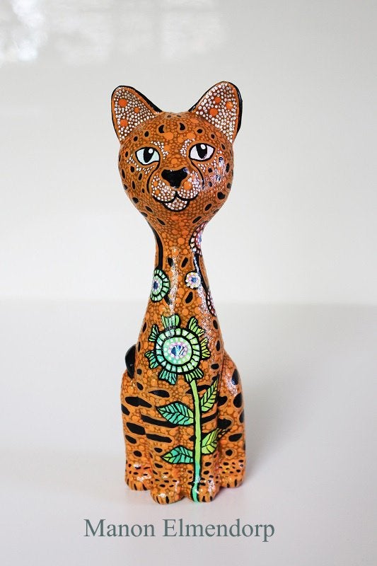 Origineel Handbeschilderd Beedje " Serval Cat " Nieuw Kunst, Minder dan 20 cm, Ophalen of Verzenden, Overige materialen, Beeld