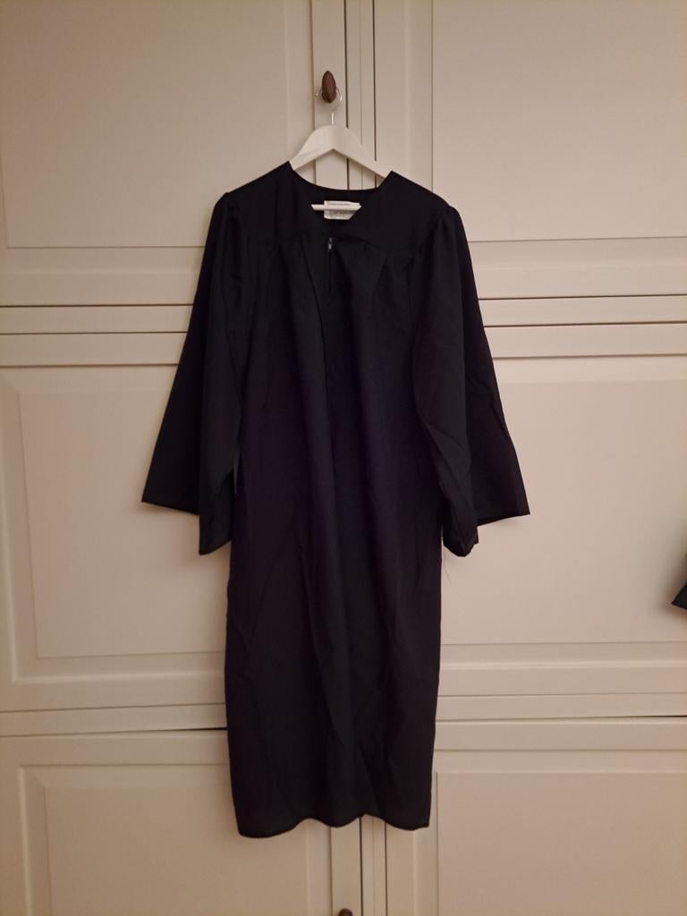 Graduation cap and gown, Ophalen of Verzenden, Zo goed als nieuw