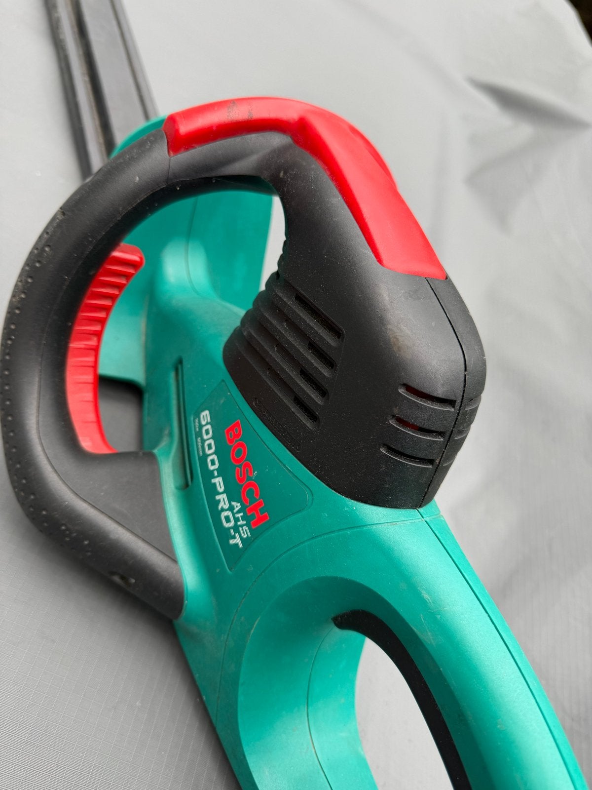 Bosch AHS 6000 PRO-T heggenschaar met beschermhoes, Ophalen, Gebruikt, Elektrisch