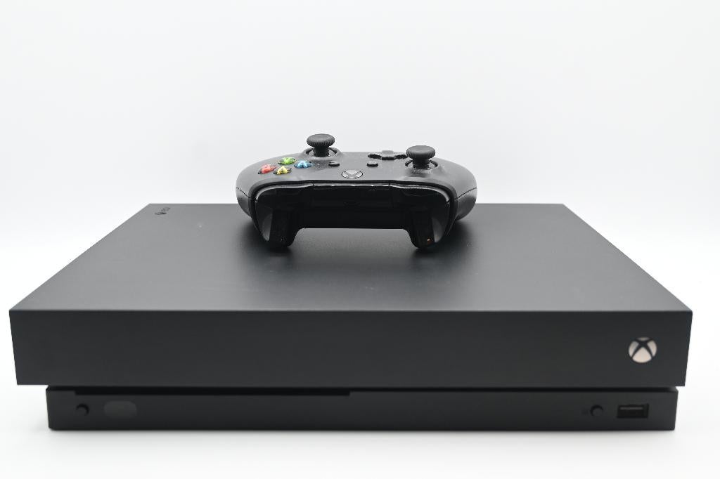 Xbox One X 1TB