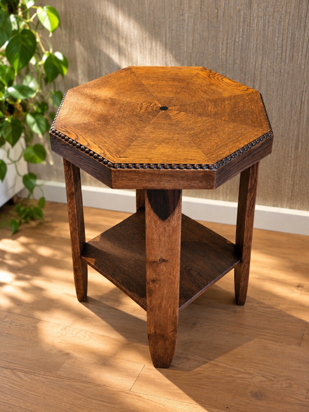 Vintage Art Deco achthoekig eiken bijzettafeltje parelrand, Ophalen