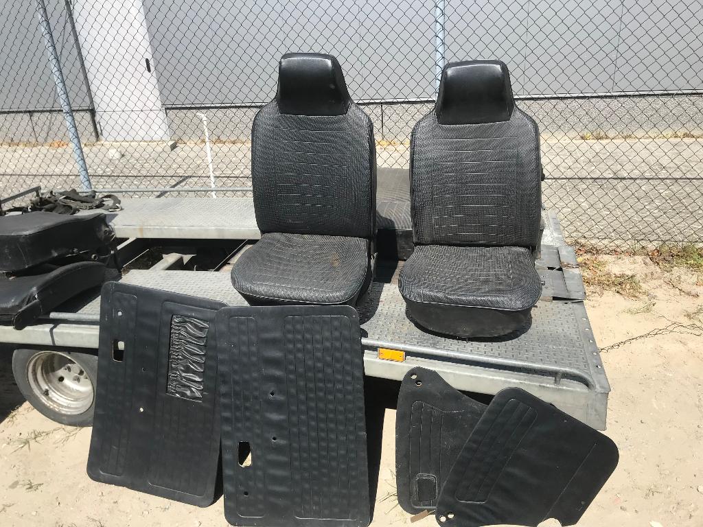 Net VW kever interieur met hoofdsteun 3 punts, Ophalen of Verzenden, Gebruikt, Volkswagen