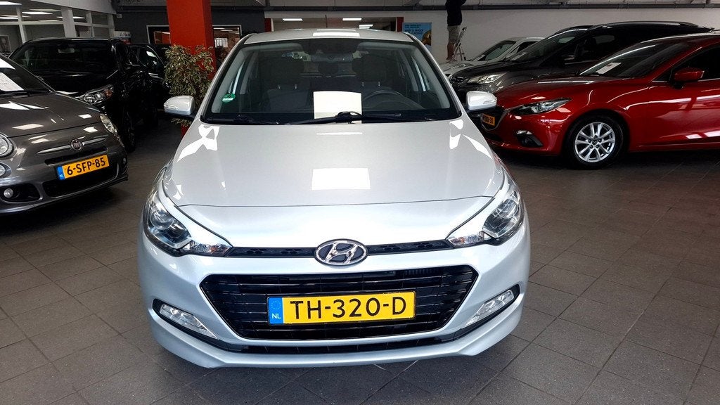 Hyundai I20 1.0 T-GDI Comfort, Auto's, Hyundai, Voorwielaandrijving, 100 pk, 23 km/l, Origineel Nederlands