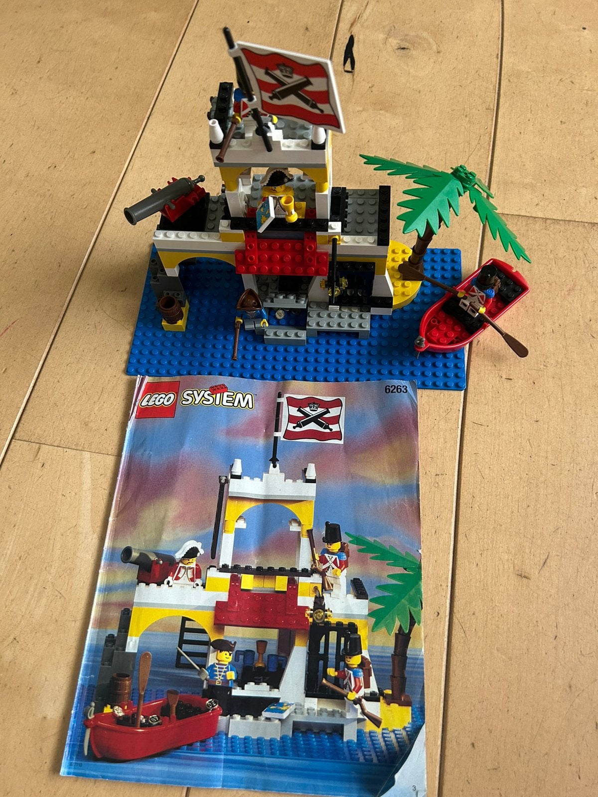 Lego 6263 outpost, Ophalen of Verzenden, Zo goed als nieuw