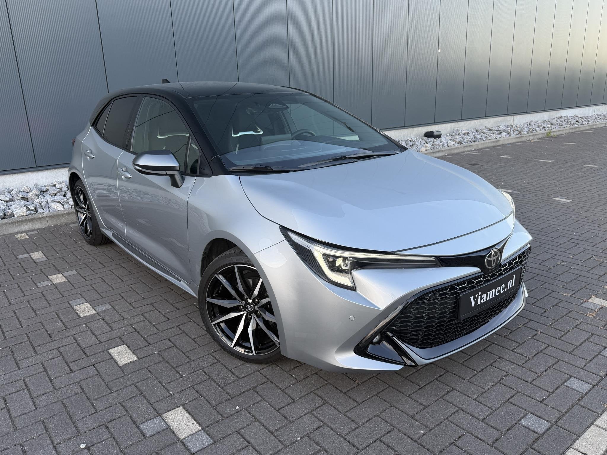 Foto 2 van Toyota Corolla Hybrid 140 GR Sport