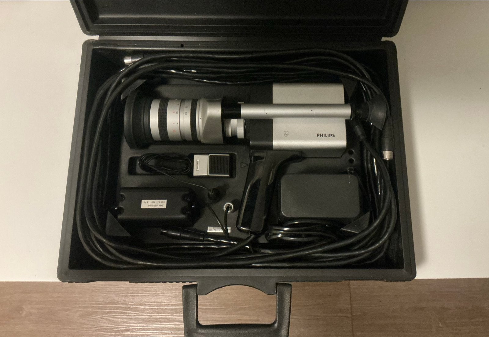 Vintage Philips Videocamera LDH8300 met koffer + accessoires, Ophalen, Overige soorten, Camera