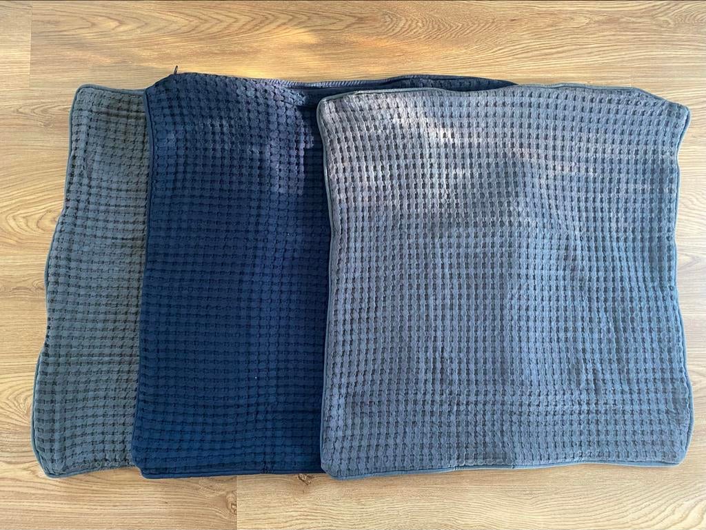 3x IKEA VARELD kussenhoezen, Huis en Inrichting, Ophalen of Verzenden, Zo goed als nieuw, Grijs, Vierkant