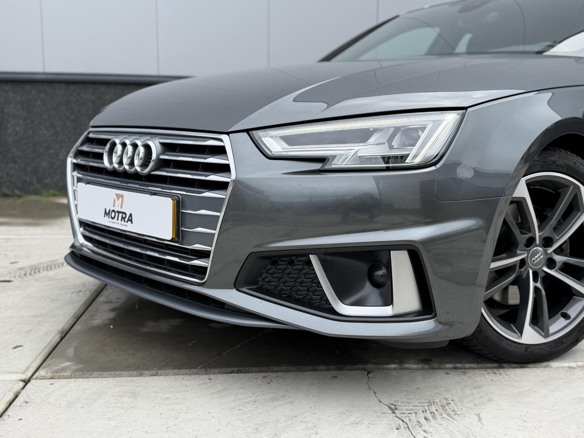 Audi A4 Avant 40 TFSI Sport S line edition | Dealer Onderhou, Auto's, Dealer onderhouden, Gebruikt, 1984 cc, Origineel Nederlands