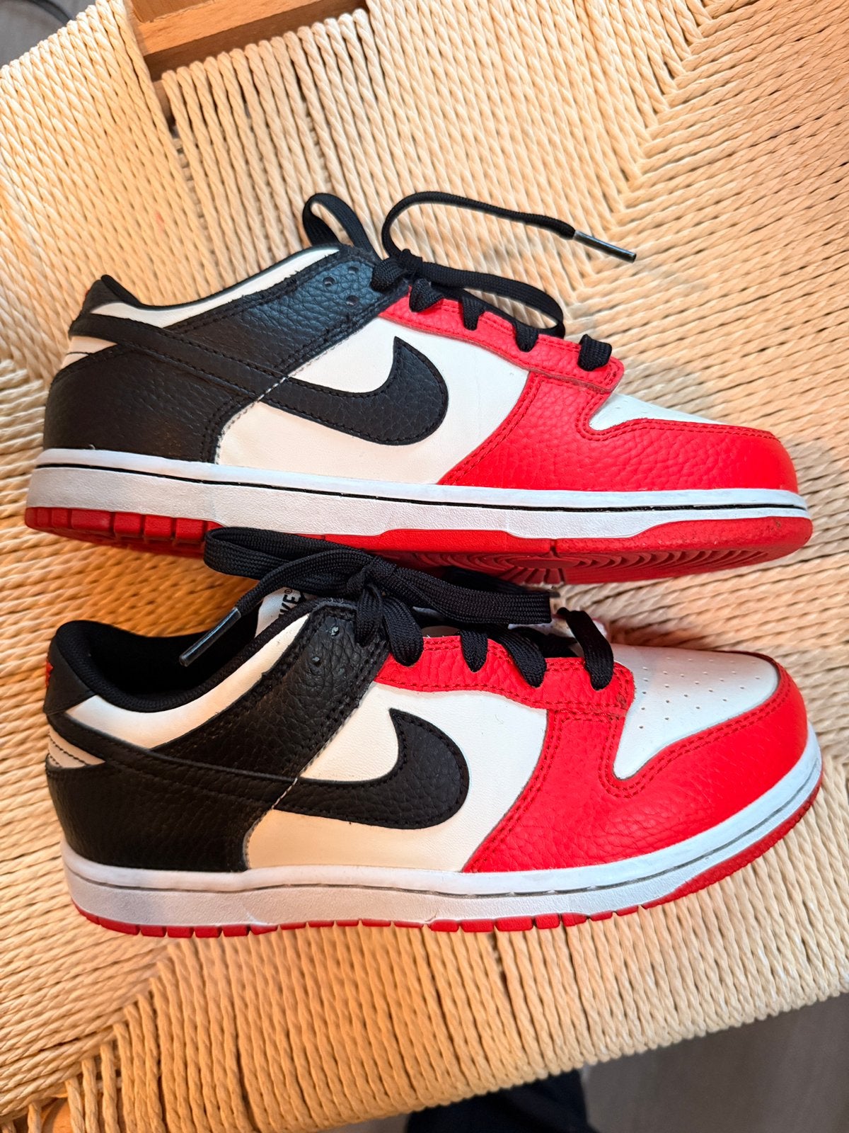 Nike Dunk Low NBA 75th Anniversary Bulls – maat 35, Ophalen of Verzenden, Zo goed als nieuw, Sneakers of Gympen